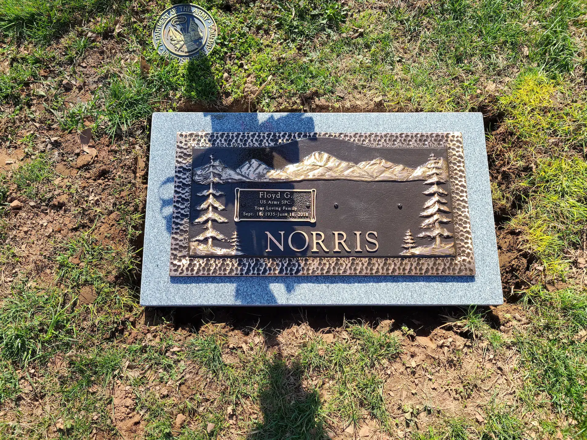 Bronze Tomb Plaque hand-carved by Tomb Plaque Shop in NJ — image 5